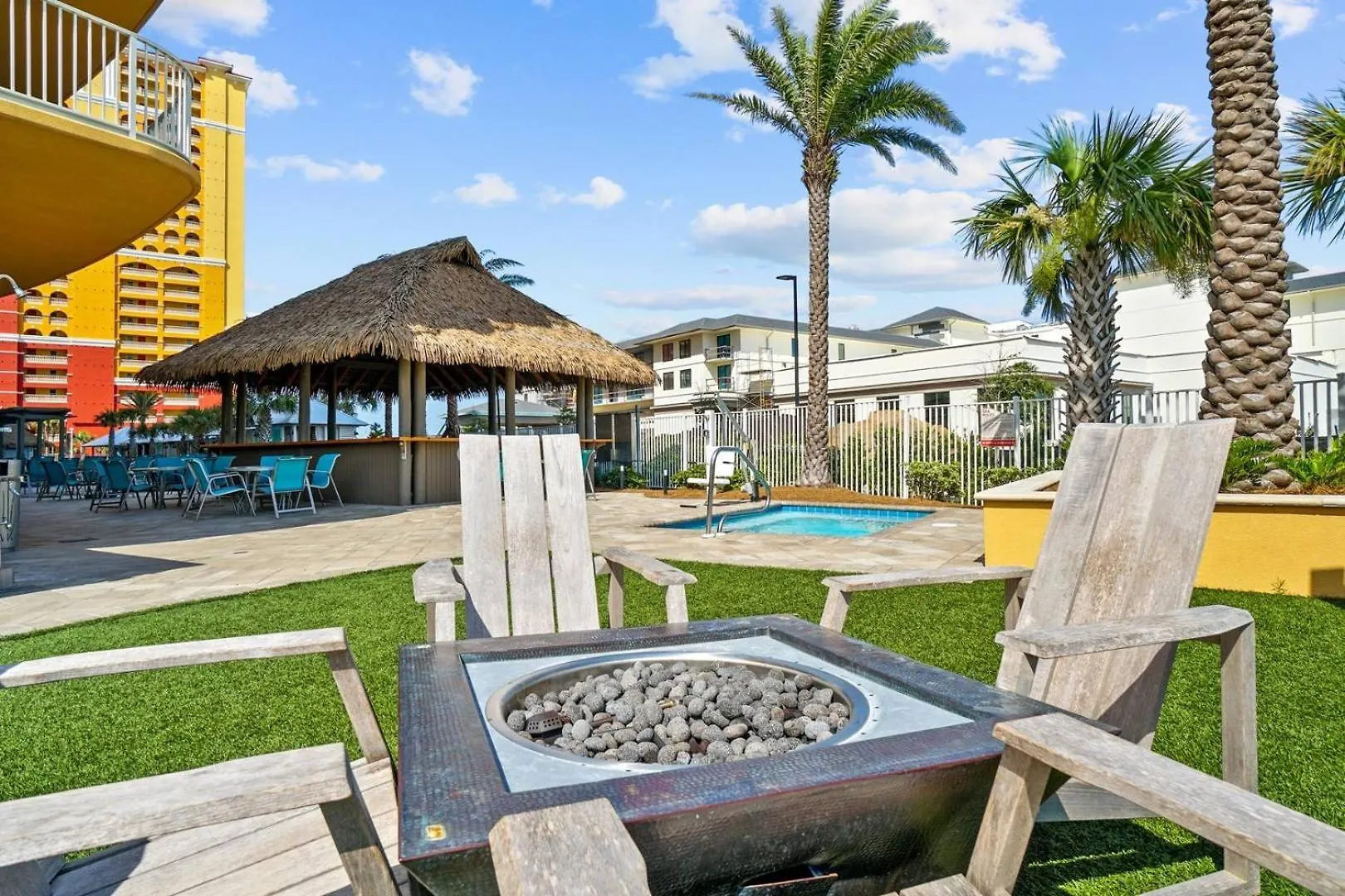Willa Calypso 3 New Relax Unwind Luxury Pcb Next To Pier Park 3 Bed 2 Bath Pool Hot Tub Tikki Bar Panama City Beach Dom wakacyjny